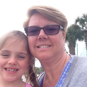 Meet your Posher, Janet